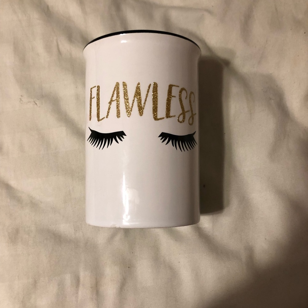 Makeup brush holder